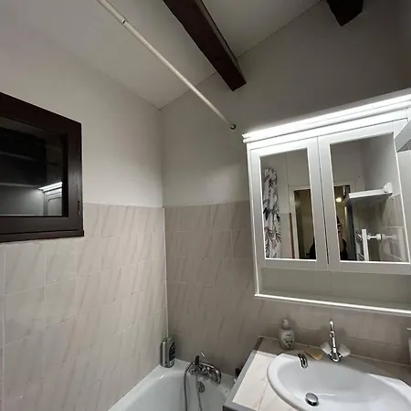 Charmante Climatisée Avec Piscine, Parking Privé Et Proche Plage, Idéale Pour Au Calme - Fr-1-607-158 Appartement Agde